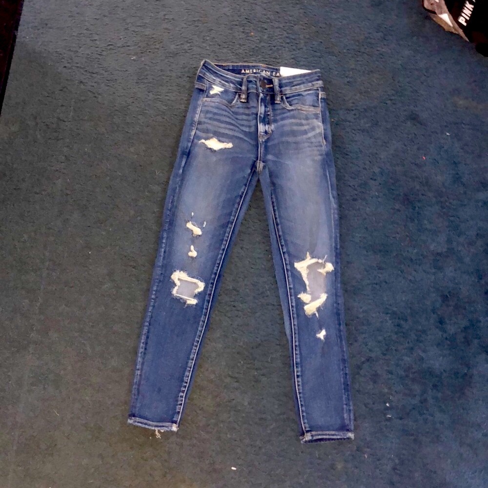 Dark wash American Eagle jeans